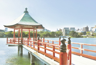 大濠公園（徒歩3分／約240m）